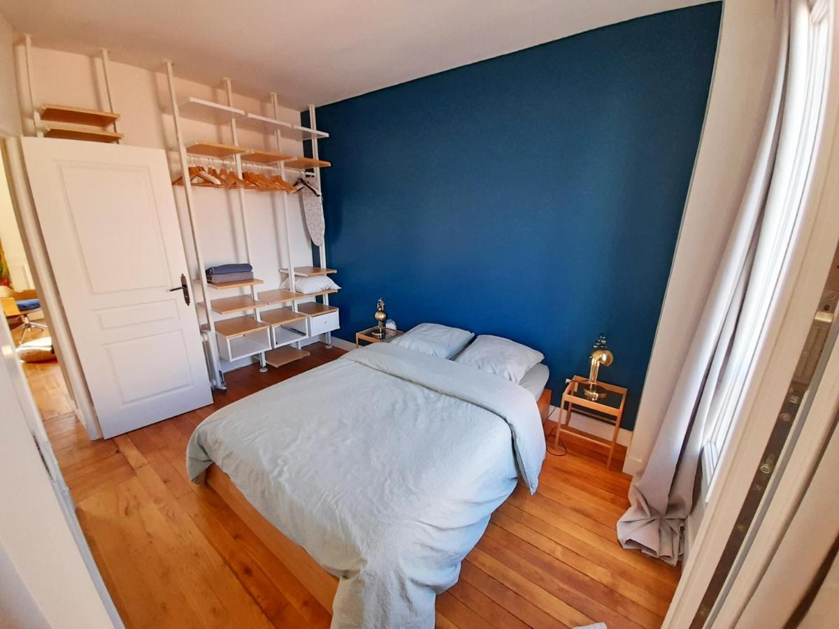 Tres Beau 2P Avec Vaste Sejour Ensoleille - A 50 M Du Metro Du Marche Et De La Mairie Apartment Clichy Bagian luar foto