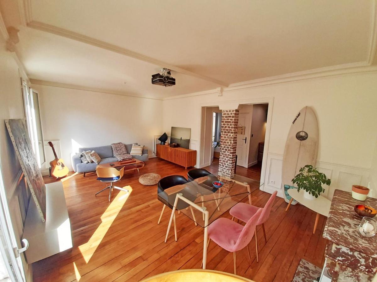 Tres Beau 2P Avec Vaste Sejour Ensoleille - A 50 M Du Metro Du Marche Et De La Mairie Apartment Clichy Bagian luar foto
